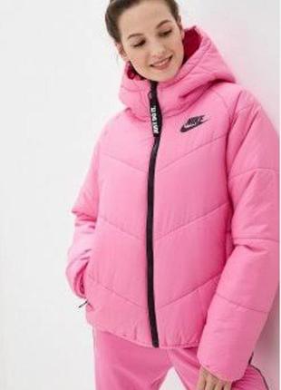 Жіночв курточка nike