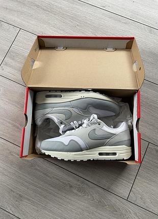 Кросівки nike air max 1
