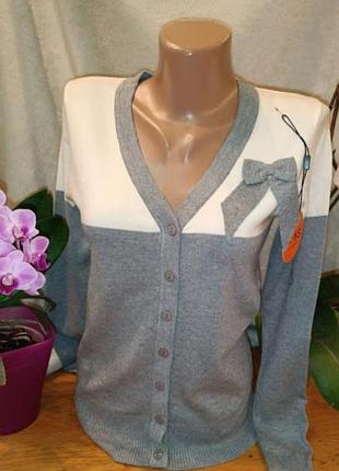 Кофта жіноча на ґудзиках, розмір 44-46