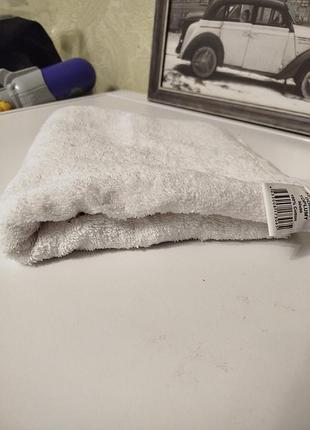 Махровое белое полотенце 50*90см