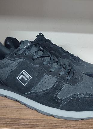 Кроссовки мужские