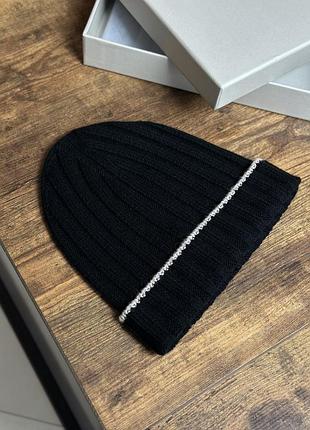 Чорна кашемірова шапка