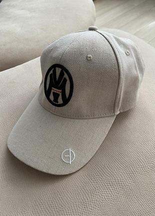 Кепка бейсболка