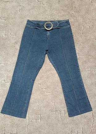 Джинсы с ремнем