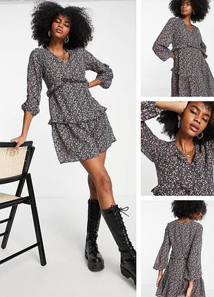 Шикарное шифоновое платье в цветочный принт размер s