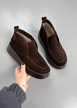 Лофери жіночі замшеві зимові шоколадного кольору на платформі сліпони утеплені на хутрі