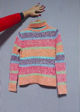 Свитер женский