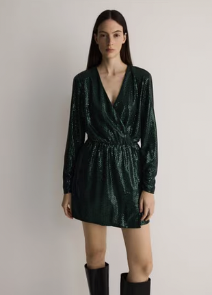 Изумрудный комбинезон с аистыми летами (пайетками)