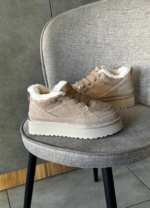 Женские ботинки