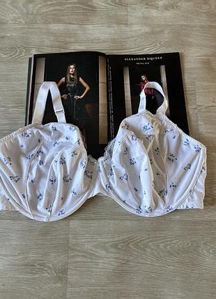 Белый бюстгальтер большой размер