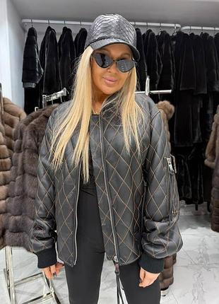 Кожаная дубленка бомбер