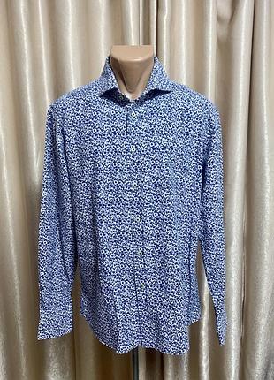 Чоловіча сорочка eterna modern fit біла з синім квітковим принтом з довгим рукавом розмір m 39/40