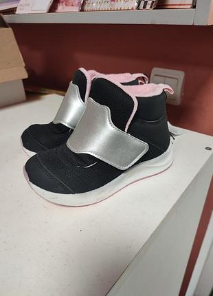 Ботинки для девочки