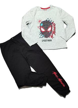 Тонкая пижама primark 6-7 лет 122 см