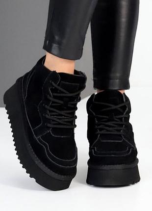Трендові теплі чорні черевики, замшеві угги з шнурівкою, базові чорні кросівки з хутром