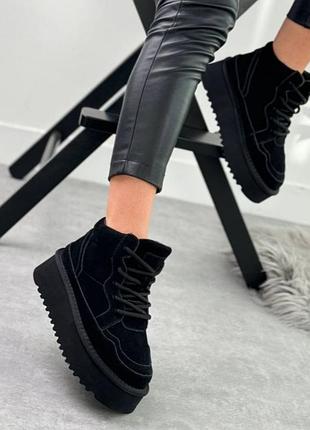 Трендові теплі чорні черевики, замшеві угги з шнурівкою, базові чорні кросівки з хутром