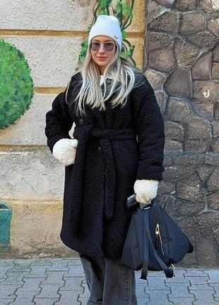 Жіноче стильне тепле пальто