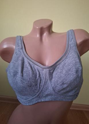 Бюстгальтер мягкий без косточки 80с