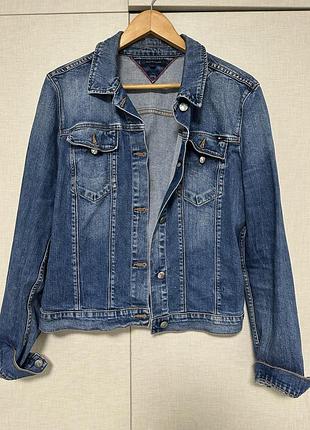 Джинсова куртка