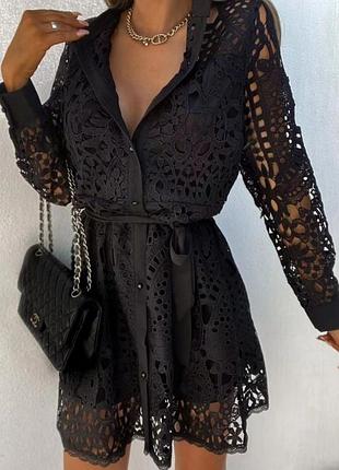 Крутое современное платье