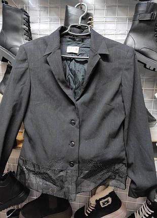 Праздничный пиджак идеальное состояние