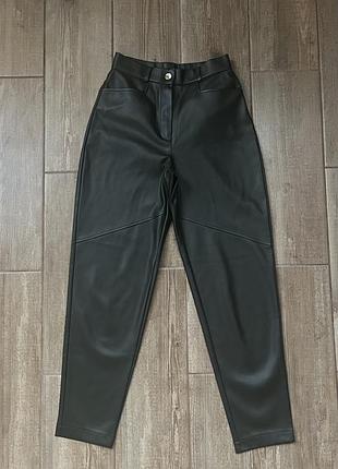 Штани з екошкіри бренду  vloria