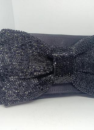 9вечерняя сумочка на ручке петле с бантом из бисера