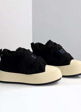 Зручні натуральні утеплені кеди на одній широкій липучці