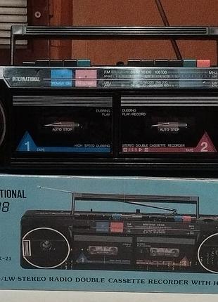 Магнитофон international