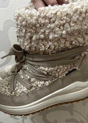 Стильні зимові черевики  від j-tex  ( теді) оригінал білі