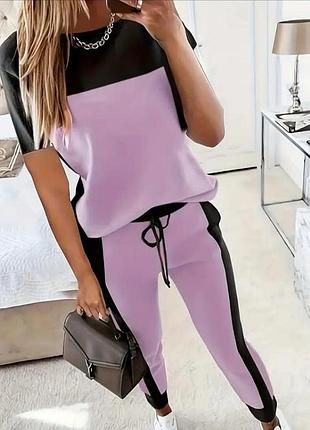 Жіночий літній костюмчик