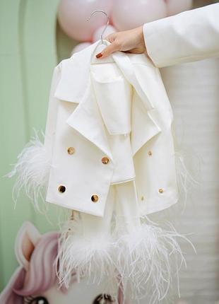 Костюм трійка (топ, брюки, піджак), страусинні піря знімаються