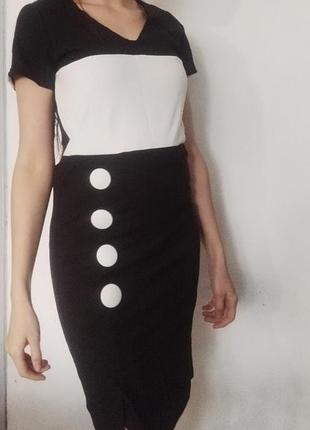 Платье футляр короткий рукав