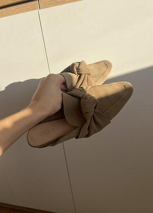 Замшевые мюли zara / пудровые мюли / туфли zara