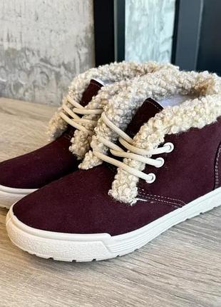 Жіночі зимові демісезонні черевики сапоги угги ботінки