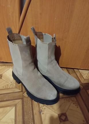 Челси замшевые бежевые