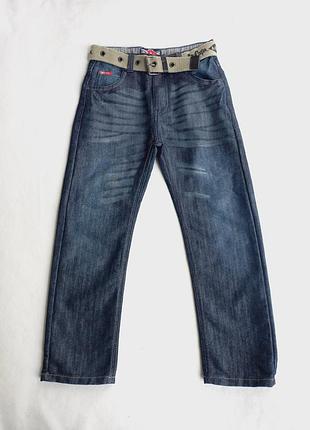Джинси сині з ременем, довжина 86 см.