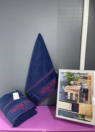 Набор полотенец maison d'or navy/red 50x100; 85x150