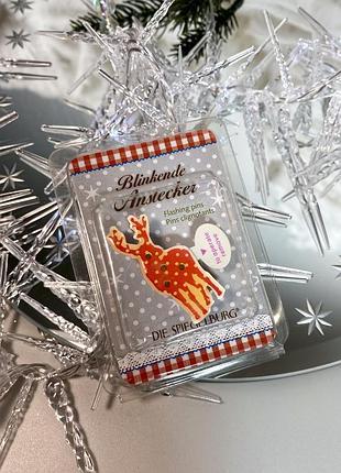 Новий. миготливий значок у вигляді оленя, виготовлений компанією «die spiegelburg»