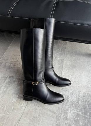 Премиальные сапоги трубы 😍
итальянская натуральная кожа
красиво держат форму
