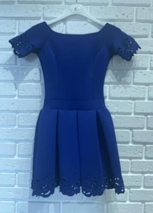 Сукня для дівчинки на зріст 140