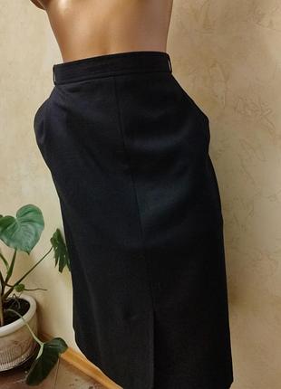 Красивая шерстяная юбка