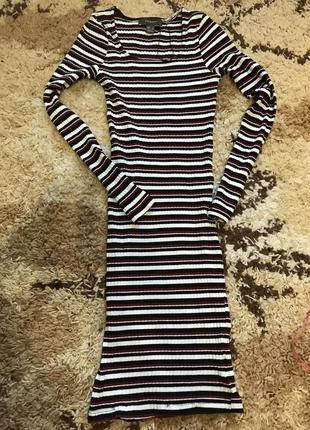 Дуже красиве міді плаття в смужку primark