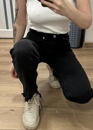 Джинси з необробленими низом 🖤