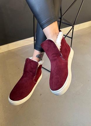 Жіночі сліпони натуральна замша бордові на білій підошві