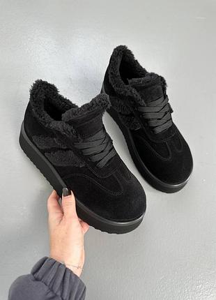 Кеды женские замшевые зимние черного цвета
