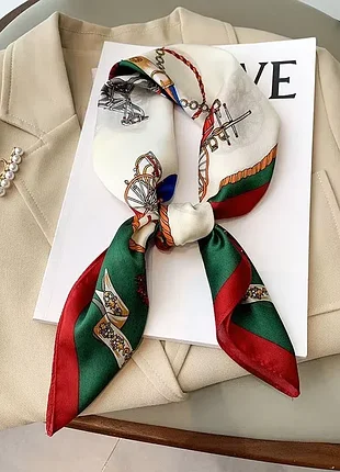 Шарф на шию / хустка