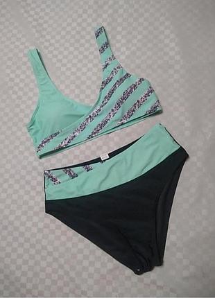 Купальник с топом и высокими плавками