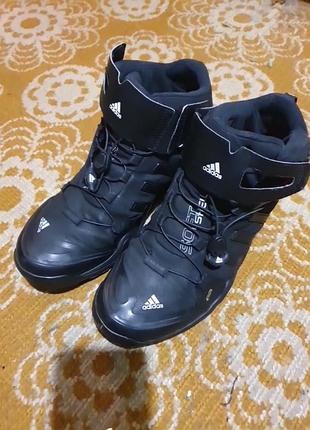 Кроссовки adidas  soft  shell  terrex  размер 42. б/у .состояние хорошее