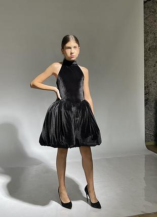 Чорна сукня з оксамиту святкова новорічна вишукана